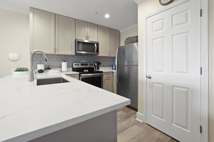 Newly updated kitchen with brand new, gorgeous counter tops.